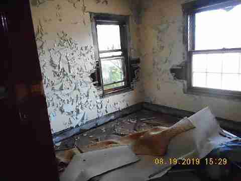 3738 Montgomery (16)_m.jpg